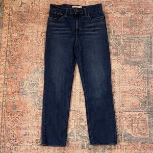 Levi’s High-Rise Straight Dark Blue Women's Jeans Size 27